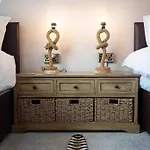 The Merry Gull, - Stunning, Quirky, Luxury * ウィットビー