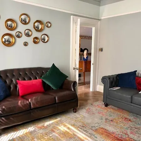 The Merry Gull, - Stunning, Quirky, Luxury *