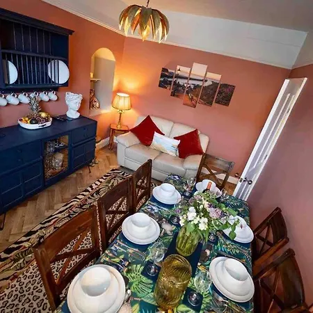 Сasa de vacaciones The Merry Gull, - Stunning, Quirky, Luxury Whitby