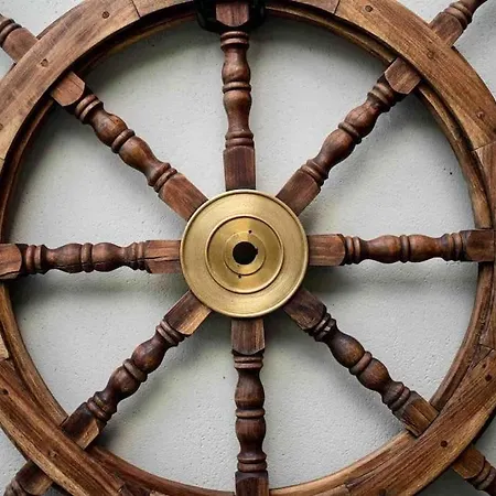 The Merry Gull, - Stunning, Quirky, Luxury * Whitby