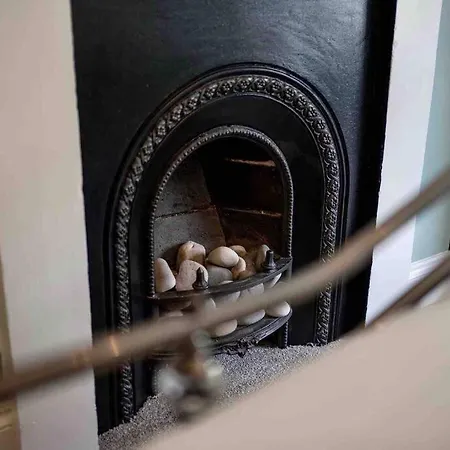 The Merry Gull, - Stunning, Quirky, Luxury