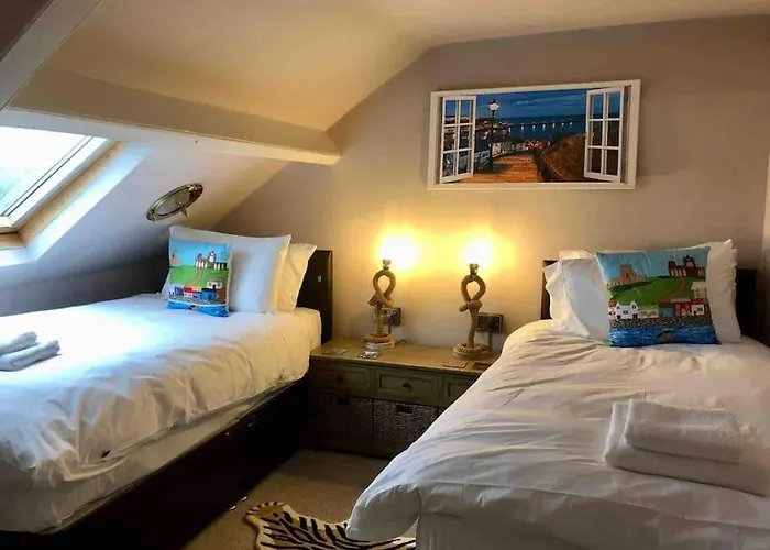 The Merry Gull, - Stunning, Quirky, Luxury * Whitby