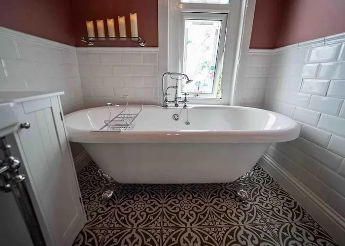 The Merry Gull, - Stunning, Quirky, Luxury