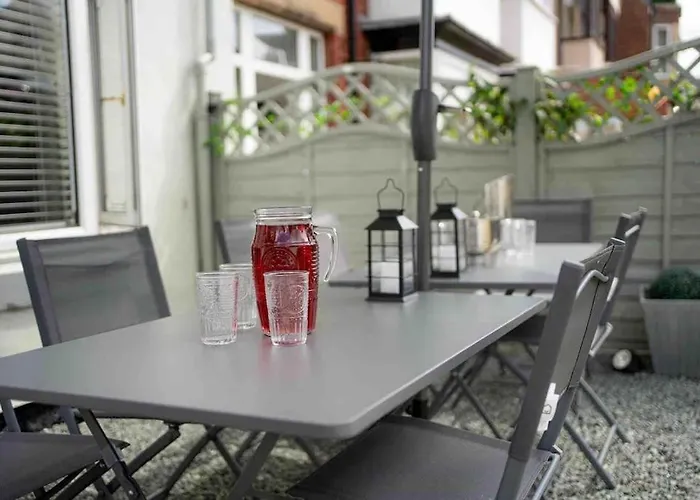 The Merry Gull, - Stunning, Quirky, Luxury * Whitby