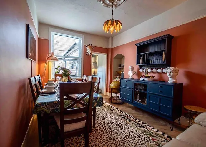 Semesterbostad The Merry Gull, - Stunning, Quirky, Luxury *