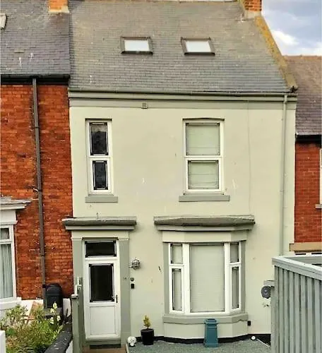 The Merry Gull, - Stunning, Quirky, Luxury *